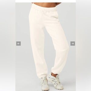 Women’s ALO Yoga Accolade Sweatpants